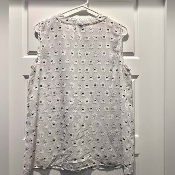Ann Taylor White Sleeveless Floral Blouse Size Small - Picture 5 of 6